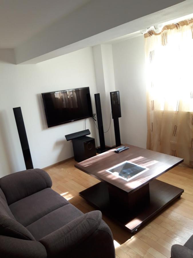 Papas Apartments Bucurestii Noi Ngoại thất bức ảnh