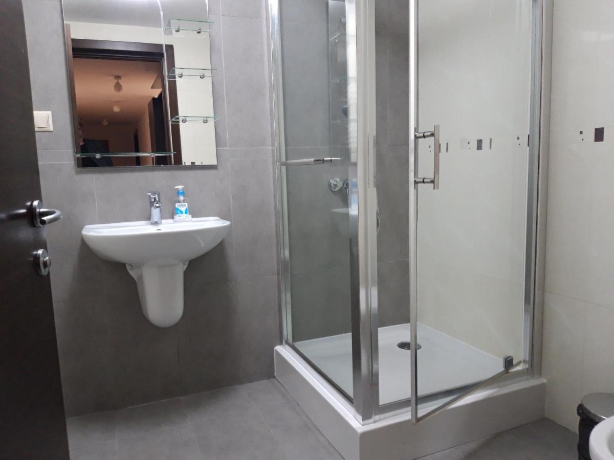 Papas Apartments Bucurestii Noi Ngoại thất bức ảnh
